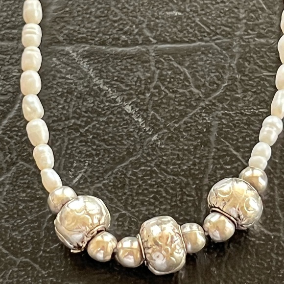 Sterling Silver seed pearls bracelet - Picture 2 of 3